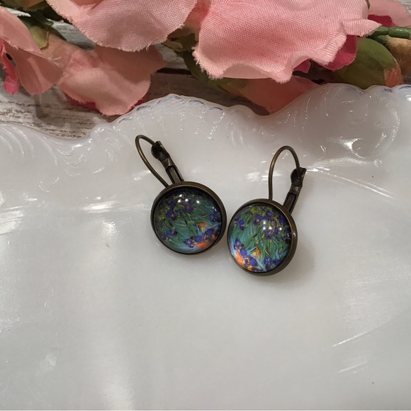 Irises Earrings - Picture 6 of 7